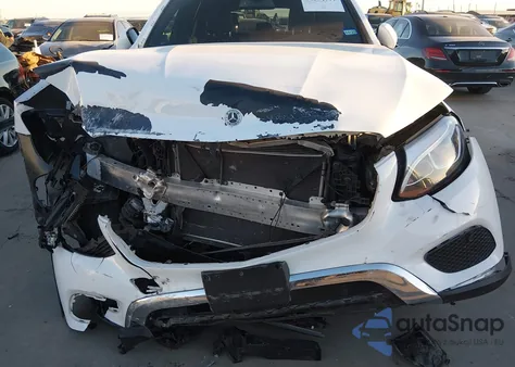 2019 Mercedes-Benz Glc 300 from USA, damaged, VIN WDC0G4JB4KF608665